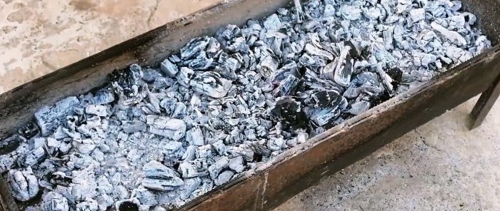 How to make long-lasting charcoal briquettes