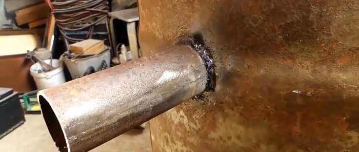 Comment fabriquer un poêle à combustion longue à partir de ferraille