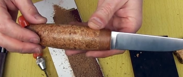Како направити дршку ножа од чепова