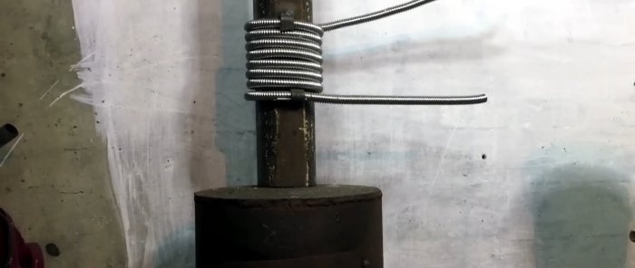 Comment fabriquer un échangeur de chaleur et augmenter l'efficacité d'un poêle pour chauffer un garage avec un radiateur de chauffage