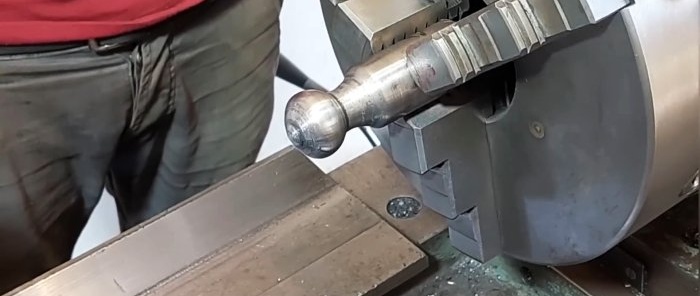 How to roll a pipe and make a beautiful tip using a lathe