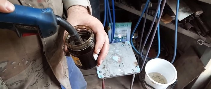 Lifehack para sa isang welder Libreng non-stick agent para sa mga semi-awtomatikong makina