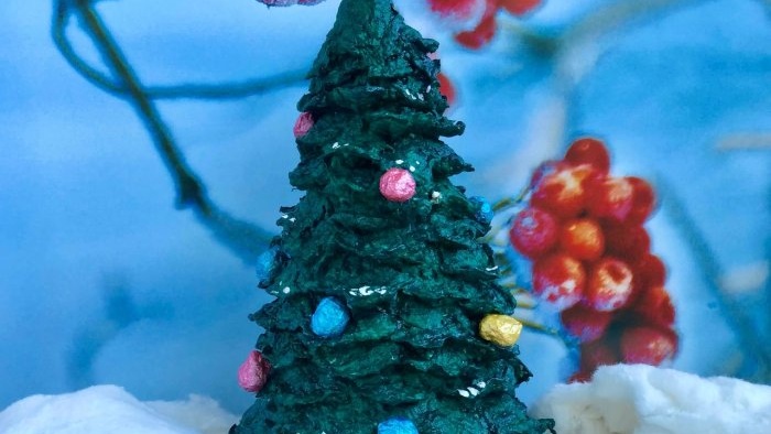 Cách làm cây thông Noel nhỏ và trang nhã
