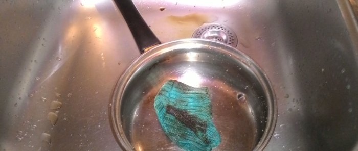 Life hack på hvordan du rengjør en metalløse med aktivt kull
