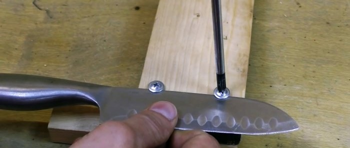 Como fazer o apontador de madeira mais simples para afiar facas com precisão