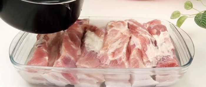 Вкусни осолени гърди, направени от евтино месо