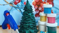 Como fazer uma árvore de Natal pequena e elegante