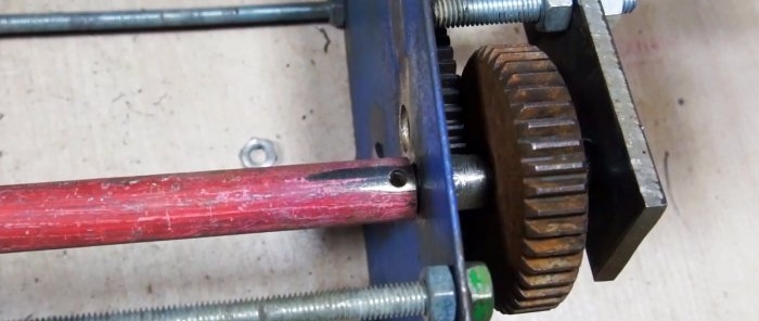 How to make a winch from available materials