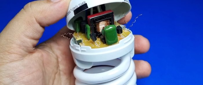 Cum să faci un încălzitor cu inducție dintr-o lampă veche de economisire a energiei