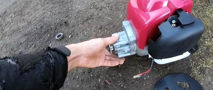 Çim biçme makinesi motoruna dayalı bir motosiklet nasıl yapılır