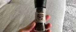 3 Ways to Open a Disposable Spice Grinder