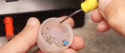 How to make an indispensably useful vacuum tweezer for SMD