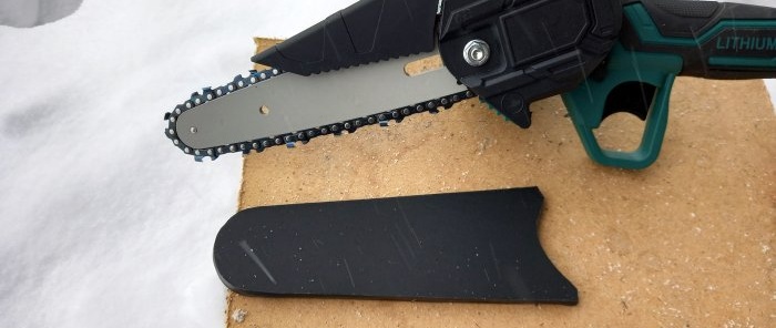 How to make a protective cover for a chainsaw guide bar