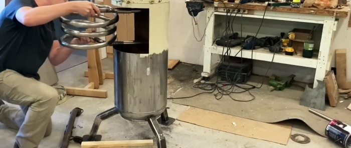 Sådan laver du et træbadekar opvarmet fra en brændekedel