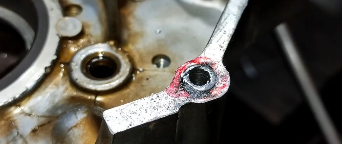 Comment restaurer des filetages dans un boîtier à l'aide d'un tournevis