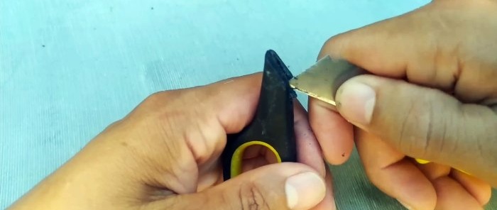 How to repair a broken scissor handle