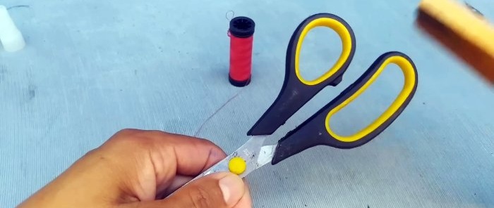 Hvordan reparere et ødelagt saksehåndtak