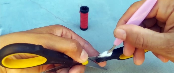 Kaip pataisyti sulūžusią žirklių rankeną
