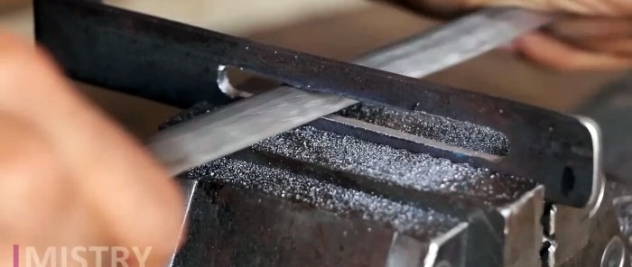 How to make a hand-held circular saw from a grinder using simple and affordable materials