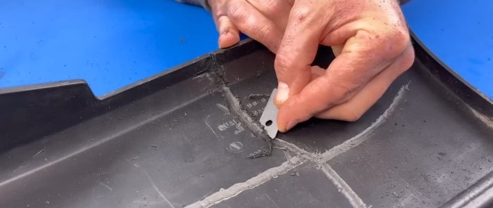 Cum să restabiliți produsele din plastic folosind coliere de cablu