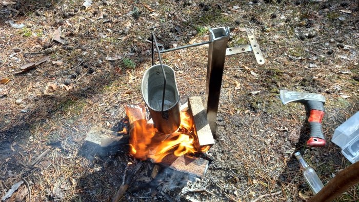 Comment fabriquer un support pour une poêle et une marmite de camping