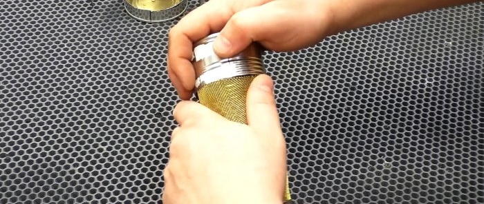 Πώς να φτιάξετε ένα βιοτζάκι χρησιμοποιώντας οινόπνευμα από κονσέρβες