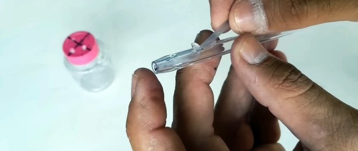 How to make a mini paint gun from a ballpoint pen
