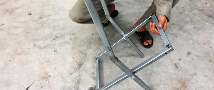 How to make a simple and lightweight folding chair from profile sections