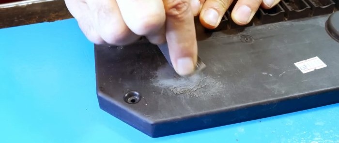 Hoe u eenvoudig scheuren en gaten in kunststof onderdelen kunt repareren