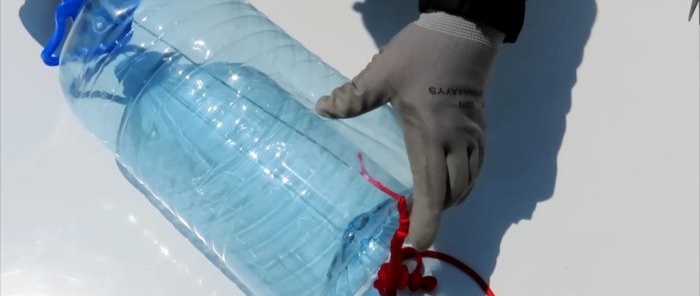 Hur man gör ett droppbevattningssystem från PET-flaskor