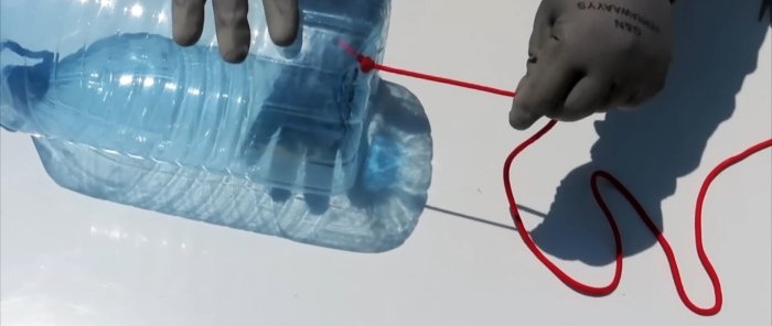 Cara membuat sistem pengairan titisan dari botol PET
