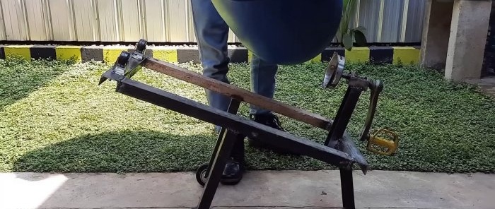 Jak zrobić ręczną betoniarkę z plastikowej beczki