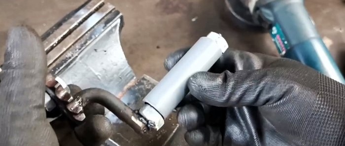 Wie man aus einem Paar Zahnrädern eine Mini-Handbohrmaschine herstellt