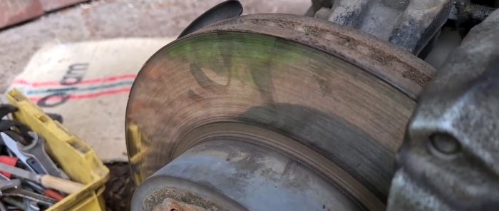 How to sharpen a brake disc without a lathe and even without dismantling