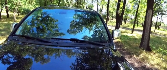 Lacný spôsob, ako dokonale spriehľadniť čelné sklo auta
