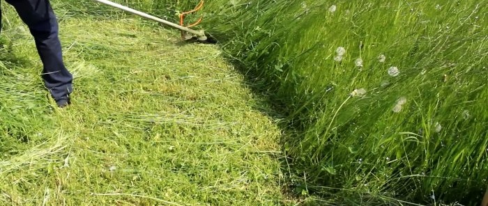 Attachment for cutting tall grass with a trimmer