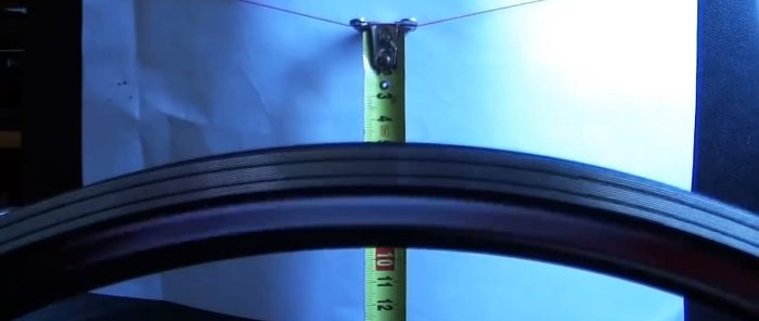 Como consertar qualquer figura oito em uma roda de bicicleta