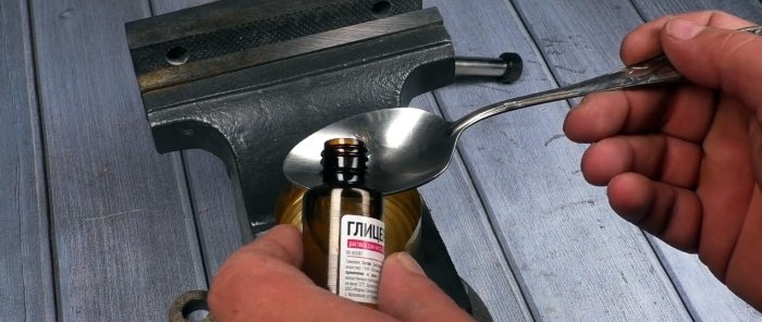 How to make powerful glue in minutes