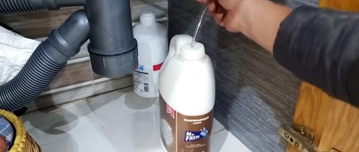 How to make a stationary dispenser from a regular bottle