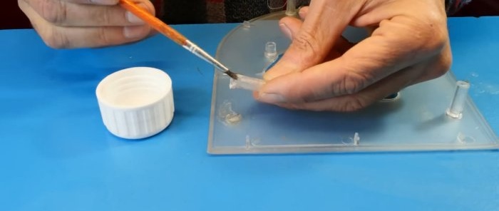 Flydende plast Reparation af plast nemt uden lim og loddekolbe