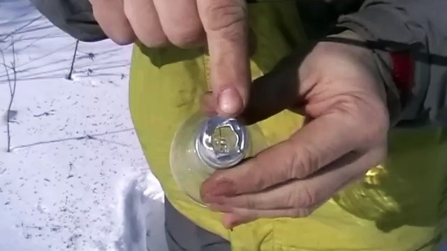 Как се прави огън с електрическа крушка