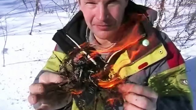 Hur man gör upp eld med en glödlampa