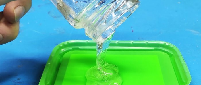 Plastica liquida fai da te per riempire gli stampi e incollare il tutto