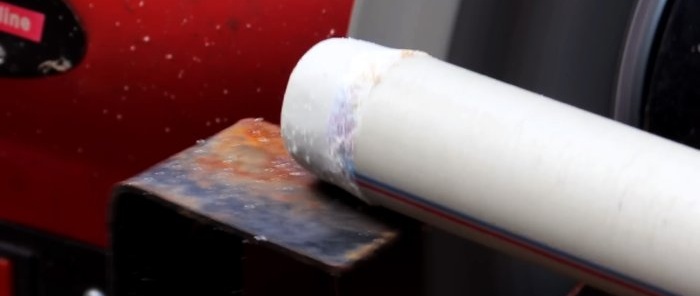 كيفية صنع مقبض مطرقة من البلاستيك